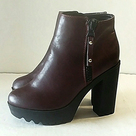 BAMBOO Shoes - Burgundy Boots